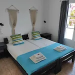 Isalos Apartment Naoussa