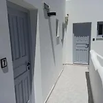 Apartment Isalos Naoussa