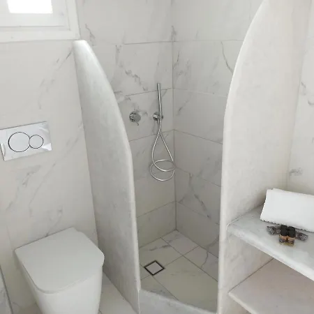 Isalos Paros דירה *