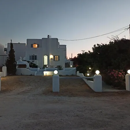 Isalos Paros דירה